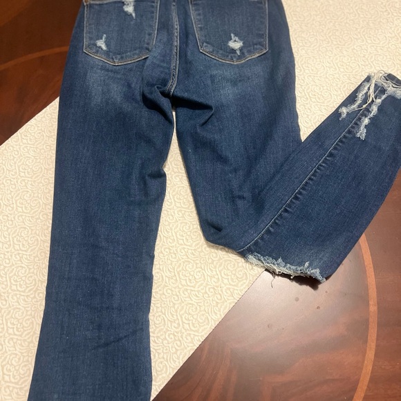 Judy Blue Jeans 1/25 Skinny Fit Mid Rise Distress Raw Hem Denim ClassicCore - Picture 6 of 8